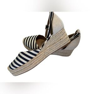 JJill Cecil Espadrille shoe Size 7 NWOT. Striped Espadrille Wedge Sandals